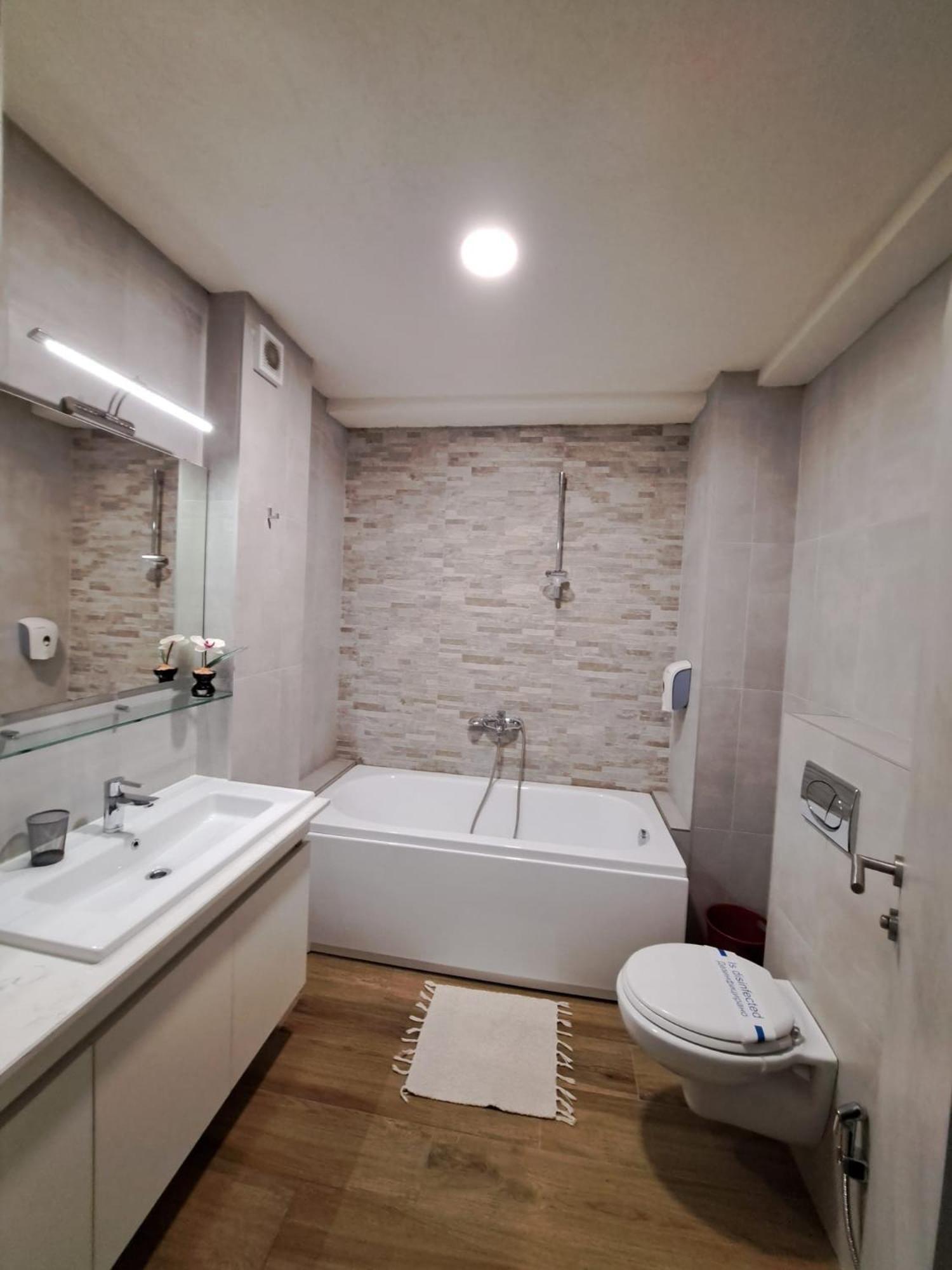 Foxxy Luxury Apartments Skopje Exterior photo